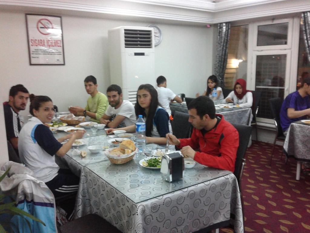 Burak Hotel Gaziantep Exteriör bild